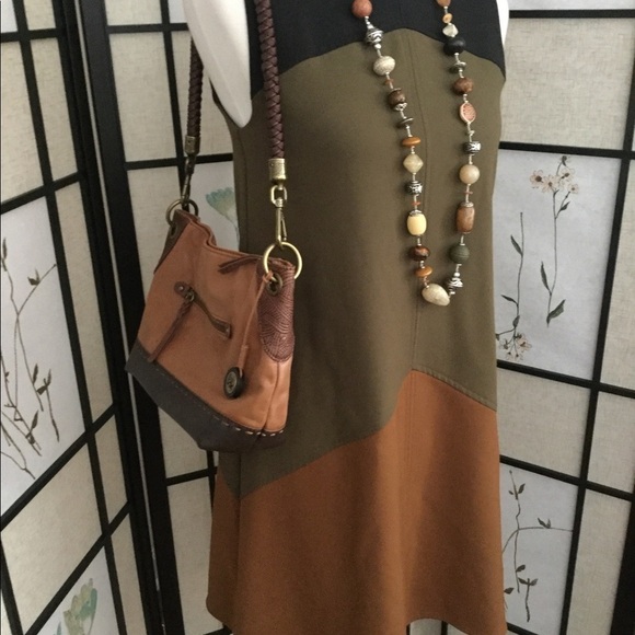 T H M L Color Block Dress - Picture 3 of 9